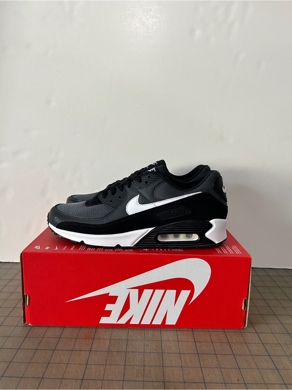 Nike Air Max 90 ‘Iron Grey’